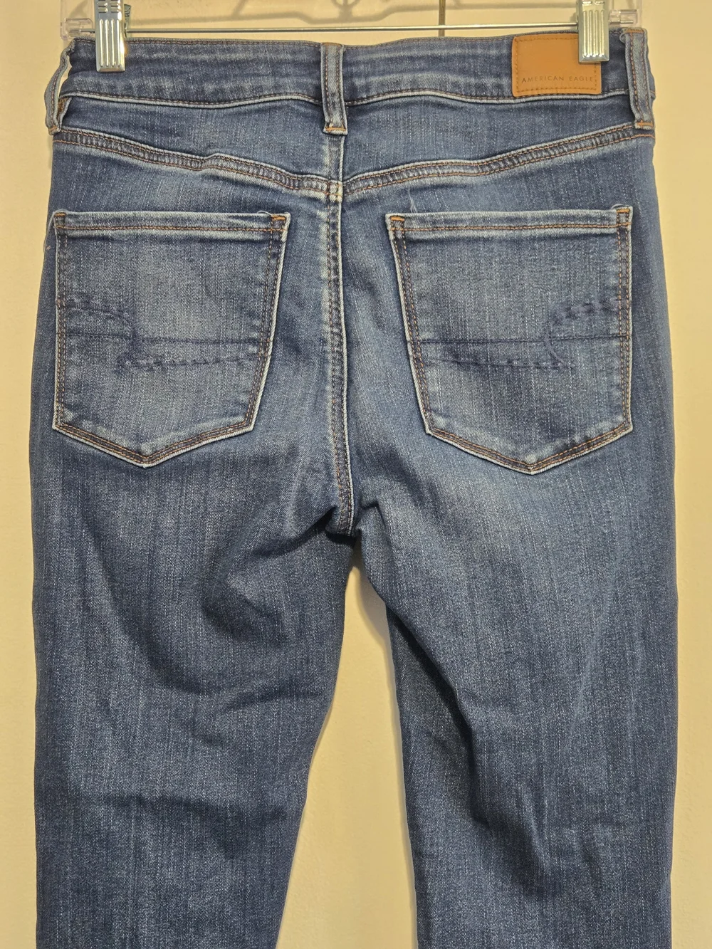 American Eagle Hi-Rise Jegging Jeans Distressed Stretch Size 6 Short